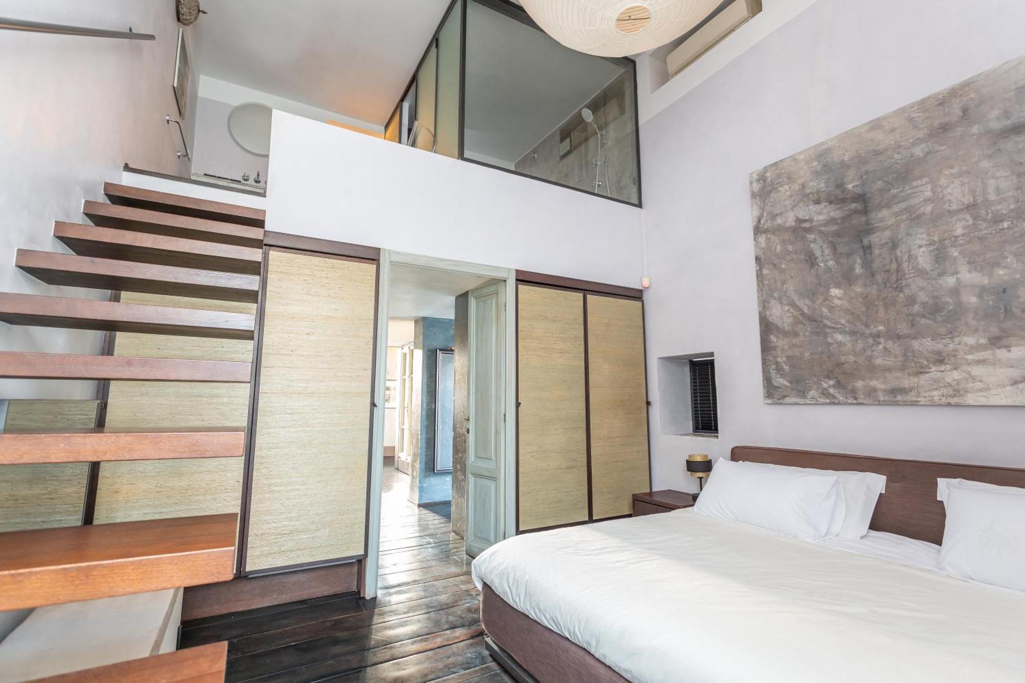 Iconic Apartment With Unique Colosseum View Rome Buitenkant foto